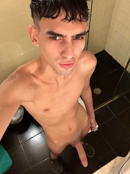 Hung Twink Fun