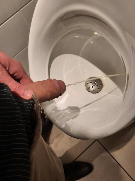 Urinal Dudes